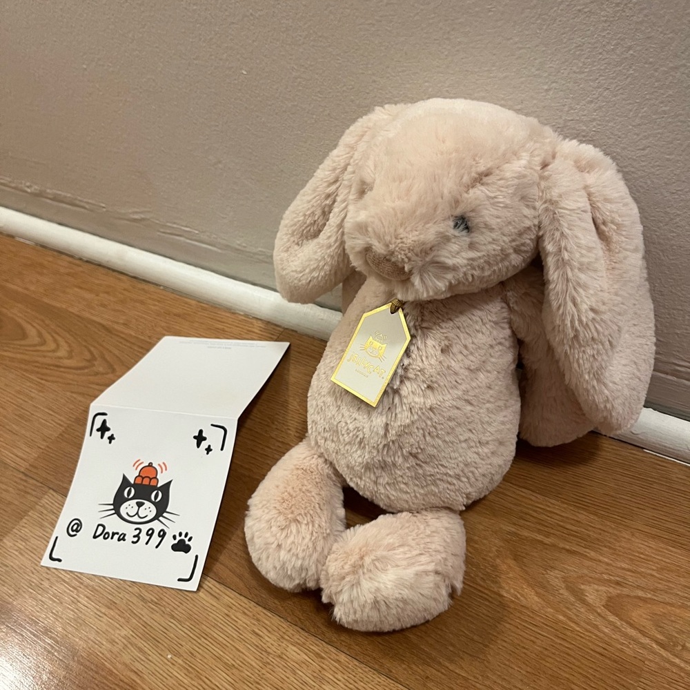Jellycat Authentic Bashful Luxe Bunny Willow - Medium Size - New with tag - Picture 2 of 5